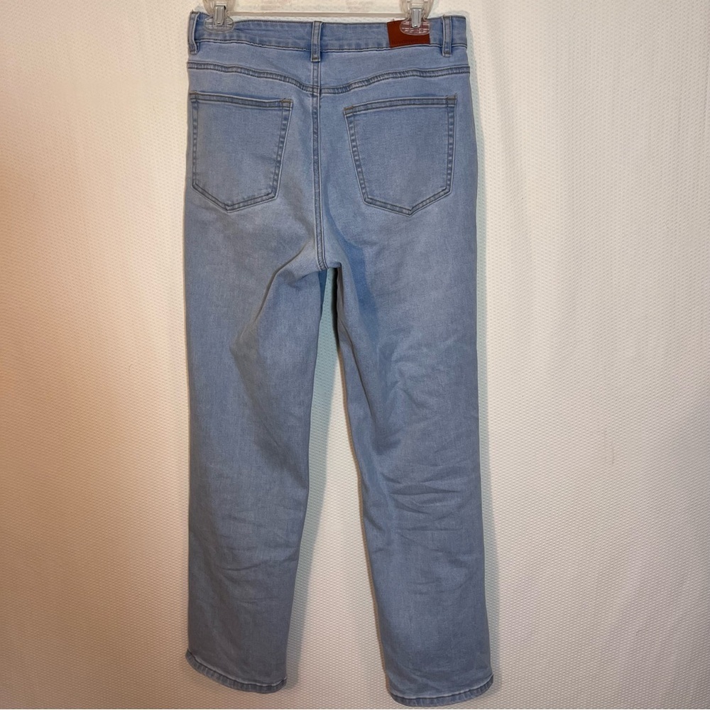 Luvamia Light Wash High Rise Straight Leg Jeans Size S| 28" Inseam Mom Jeans. - Picture 2 of 10